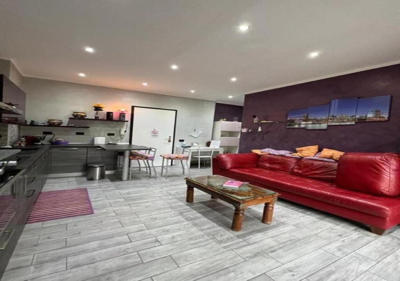 Casa Vacanza Glicine Венария-Реале Экстерьер фото